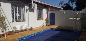 Alugar Casa / Padrão em Araraquara. apenas R$ 1.600.000,00