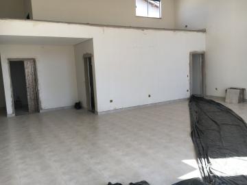 imagem 2 - Salão comercial com mezanino e 4 vagas na frente. imagem 2 - Salão comercial com mezanino e 4 vagas na frente.