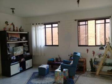 Alugar Apartamento / Padrão em Araraquara. apenas R$ 1.000,00