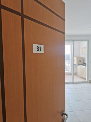Alugar Apartamento / Padrão em Araraquara. apenas R$ 2.400,00