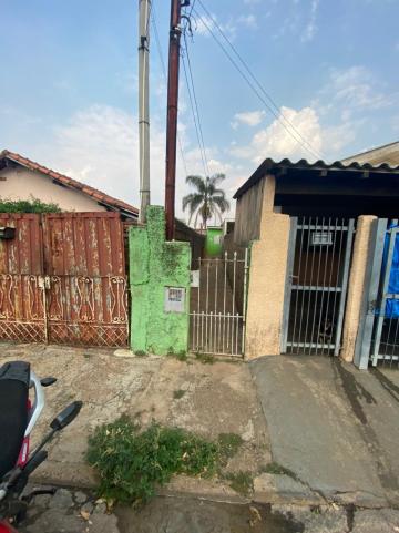 Alugar Casa / Edícula em São Carlos. apenas R$ 500,00