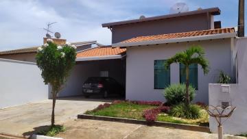 Alugar Casa / Condomínio em Araraquara. apenas R$ 795.000,00