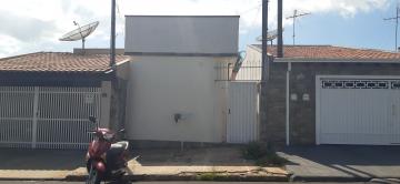 Alugar Apartamento / Kitchnet sem Condomínio em São Carlos. apenas R$ 450,00