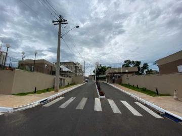 Alugar Apartamento / Padrão em São Carlos. apenas R$ 250.000,00