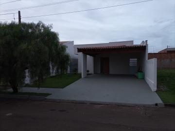 Alugar Casa / Condomínio em Araraquara. apenas R$ 2.000,00