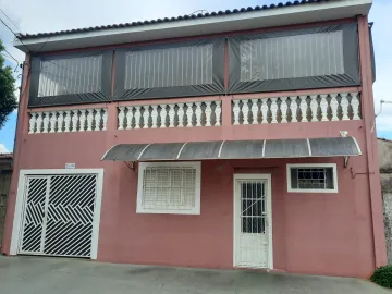 Alugar Casa / Sobrado em São Carlos. apenas R$ 1.500,00