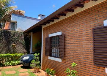 Alugar Casa / Padrão em São Carlos. apenas R$ 2.778,00