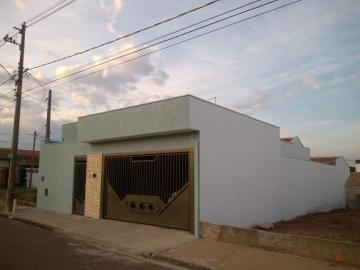 Alugar Casa / Padrão em São Carlos. apenas R$ 436.000,00
