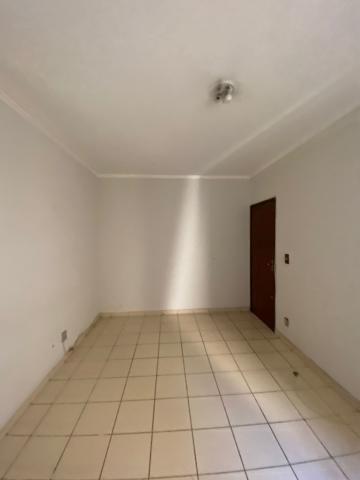 Apartamento com 2 dormitórios no Jardim São Carlos próximo ao Poupa Tempo em São Carlos