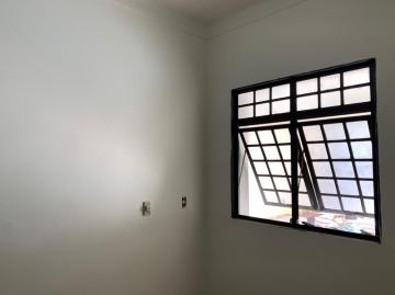 imagem 2 - Casa sobrado com 3 dormitórios e 1 suíte no Centro próximo a Pizzaria Hut em São Carlos imagem 2 - Casa sobrado com 3 dormitórios e 1 suíte no Centro próximo a Pizzaria Hut em São Carlos