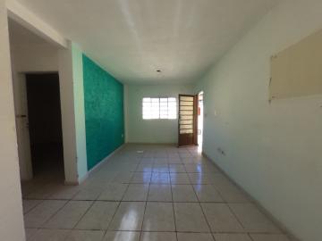 Alugar Apartamento / Padrão em São Carlos. apenas R$ 450,00
