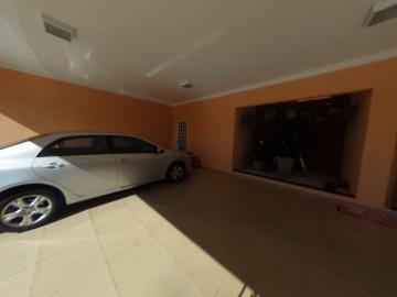 Alugar Casa / Padrão em Araraquara. apenas R$ 1.066.000,00