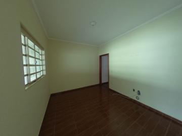 Casa com 2 dormitórios e 1 suíte no Parque Santa Marta próxima a Escola Conde do Pinhal em São Carlos