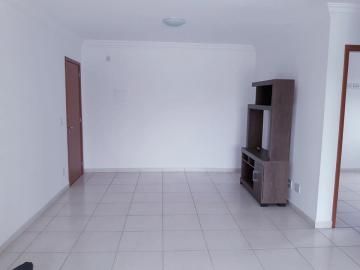 Alugar Apartamento / Padrão em Araraquara. apenas R$ 880,00