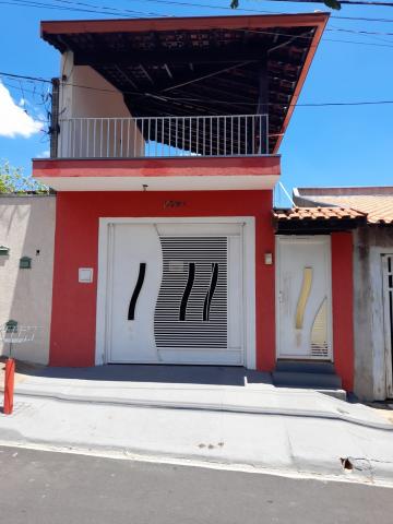 Alugar Casa / Padrão em São Carlos. apenas R$ 192.000,00