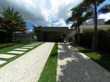 Alugar Casa / Condomínio em Araraquara. apenas R$ 2.700.000,00