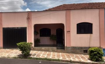 Alugar Casa / Padrão em Araraquara. apenas R$ 400.000,00