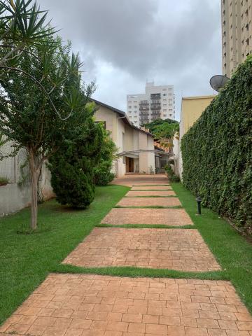 Alugar Casa / Sobrado em Araraquara. apenas R$ 9.000,00