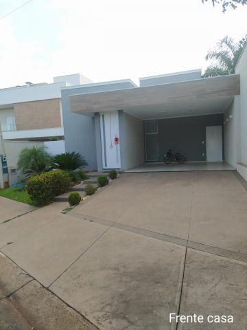 Alugar Casa / Condomínio em Araraquara. apenas R$ 1.043.000,00