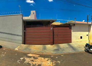 Alugar Casa / Padrão em Araraquara. apenas R$ 421.000,00