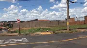 Alugar Terreno / Padrão em Araraquara. apenas R$ 160.000,00