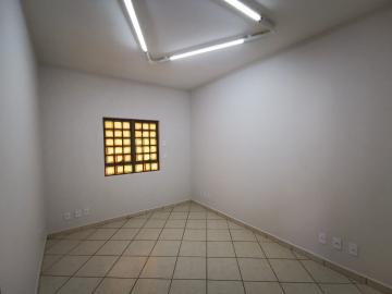 Alugar Comercial / Sala em Araraquara. apenas R$ 800,00