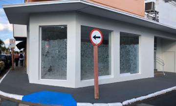 imagem 3 - Comercial - Salão imagem 3 - Comercial - Salão