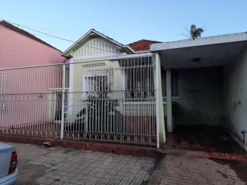 Alugar Casa / Padrão em São Carlos. apenas R$ 550.000,00