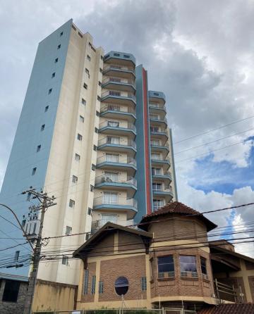 Alugar Apartamento / Padrão em Araraquara. apenas R$ 500.000,00