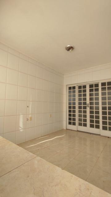 imagem 3 - Casa à venda no centro de Ibaté imagem 3 - Casa à venda no centro de Ibaté