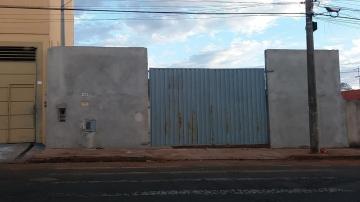 Alugar Casa / Padrão em Américo Brasiliense. apenas R$ 340.000,00