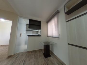 Alugar Apartamento / Padrão em Araraquara. apenas R$ 800,00