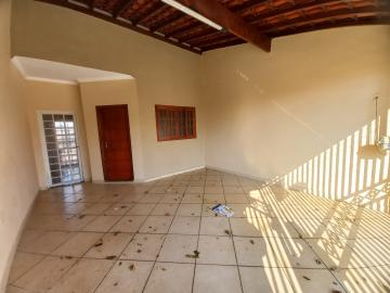 Alugar Casa / Padrão em São Carlos. apenas R$ 1.500,00