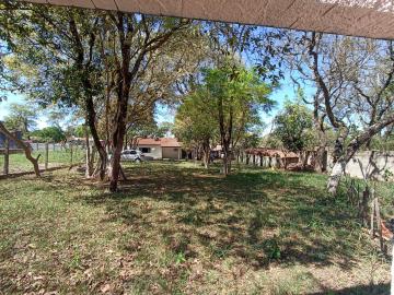 Alugar Rural / Chácara em Itirapina. apenas R$ 250.000,00