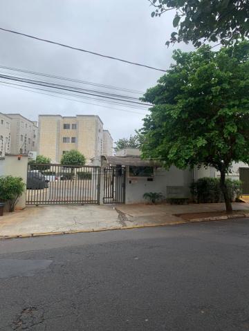 Alugar Apartamento / Padrão em Araraquara. apenas R$ 200.000,00