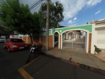 Alugar Casa / Padrão em Araraquara. apenas R$ 5.500,00