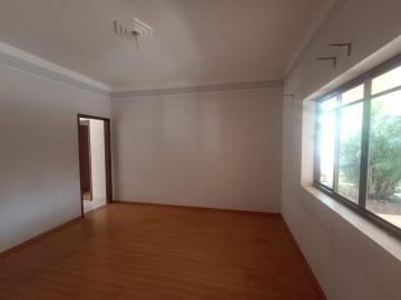 Alugar Casa / Padrão em São Carlos. apenas R$ 580.000,00