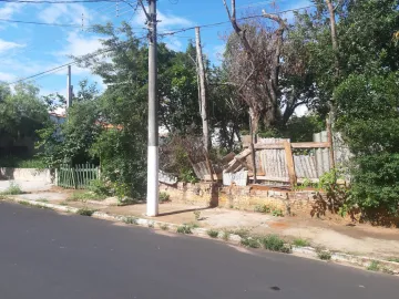 Alugar Terreno / Padrão em São Carlos. apenas R$ 350.000,00