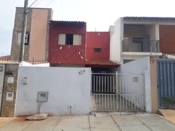 Alugar Casa / Padrão em Araraquara. apenas R$ 300.000,00
