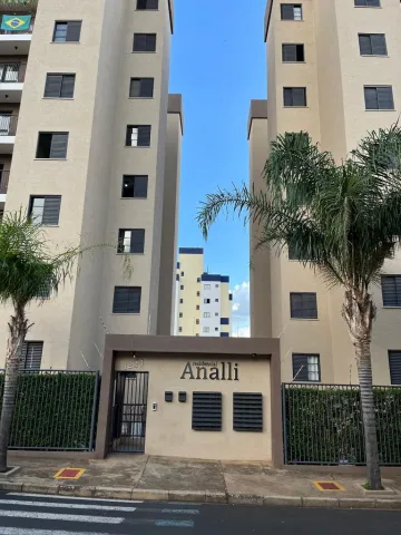 Alugar Apartamento / Padrão em São Carlos. apenas R$ 1.667,00