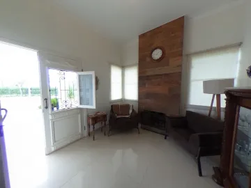 Alugar Casa / Condomínio em São Carlos. apenas R$ 8.000,00