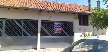Alugar Casa / Padrão em Araraquara. apenas R$ 1.500,00