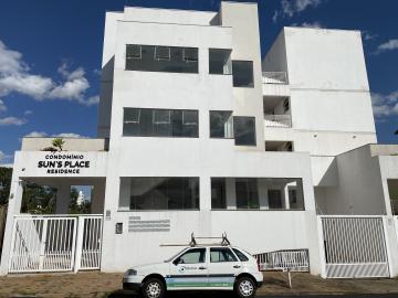 Alugar Apartamento / Padrão em São Carlos. apenas R$ 1.030,00