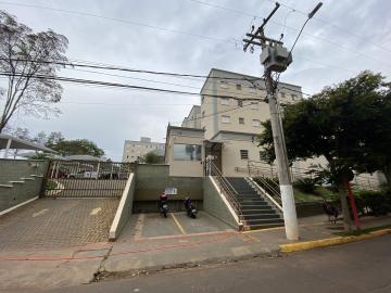 Alugar Apartamento / Padrão em São Carlos. apenas R$ 873,00