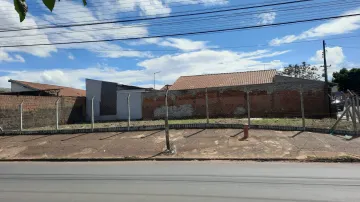 Alugar Terreno / Padrão em São Carlos. apenas R$ 240.000,00