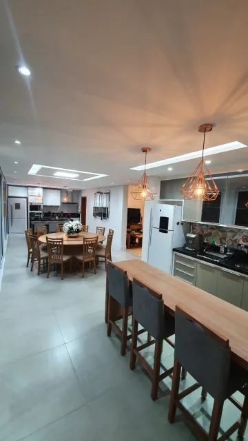 Alugar Casa / Condomínio em São Carlos. apenas R$ 1.950.000,00
