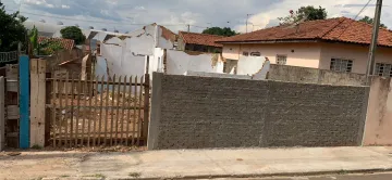 Alugar Terreno / Padrão em São Carlos. apenas R$ 220.000,00
