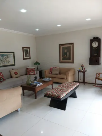 Alugar Casa / Padrão em São Carlos. apenas R$ 1.380.000,00