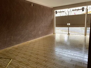 Alugar Casa / Padrão em São Carlos. apenas R$ 500.000,00