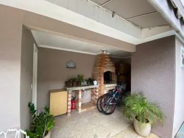 Alugar Casa / Padrão em São Carlos. apenas R$ 3.223,00